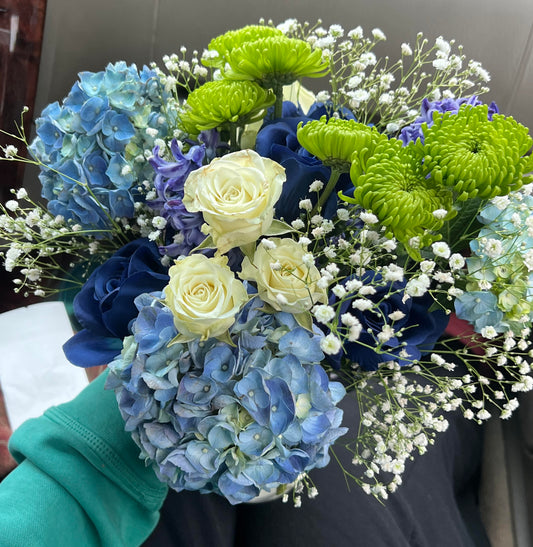 Gender Reveal Package / Bouquet + Preservation